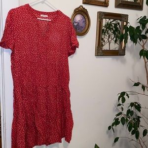 beach lunch lounge, red flowy short sleeve dress, size large